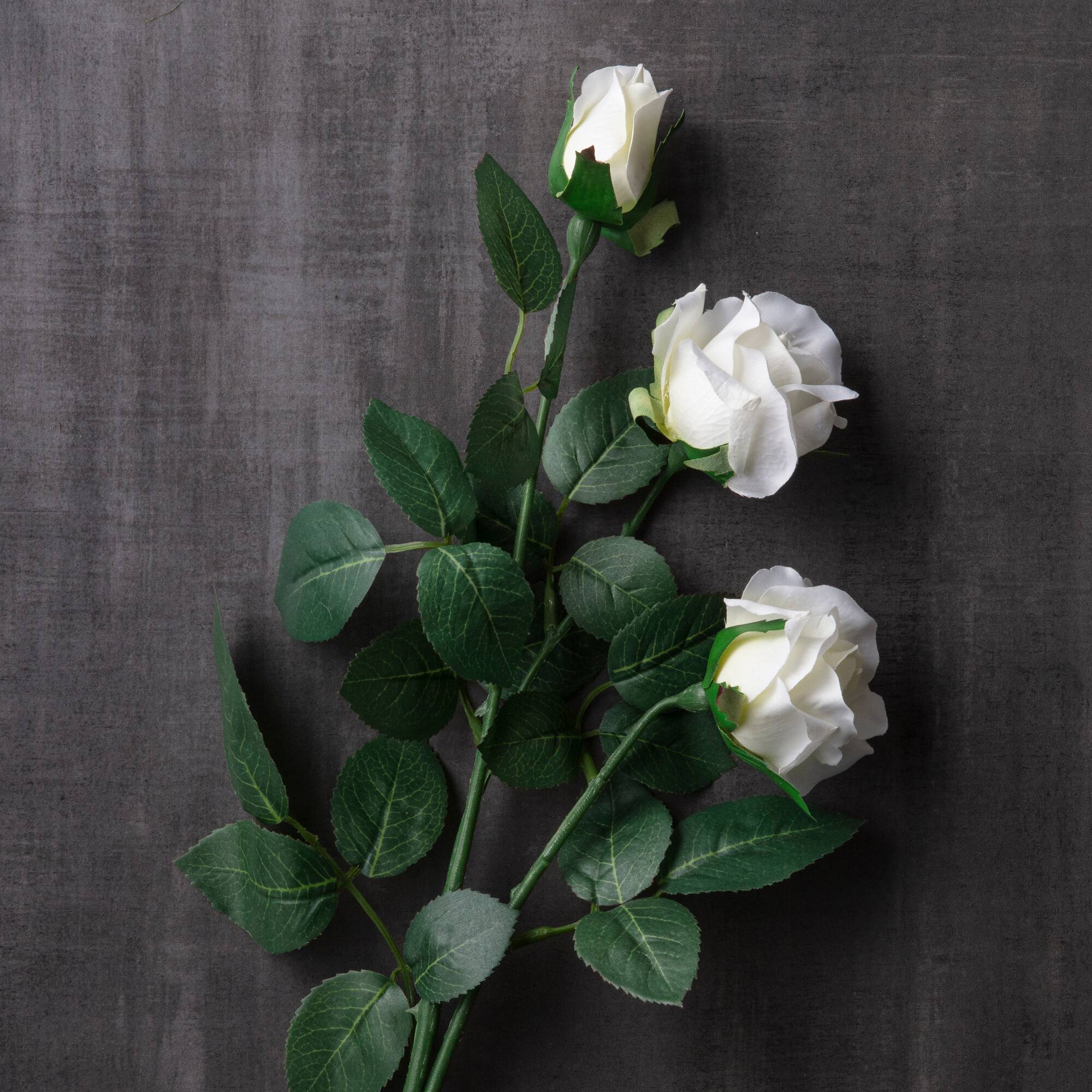 12 Pack: Ivory Sweetheart Rose Spray by Ashland®